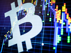 比特币回落至关键区间,BTC、XRP与DOGE等币种短线承压