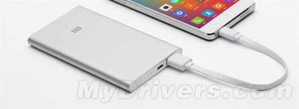 小米9.9mm超薄移动电源解析:还能这么用