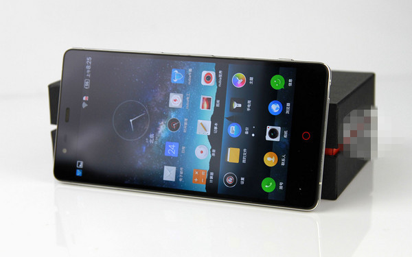 2K屏+金屬邊框+光學防抖 nubia Z7評測 