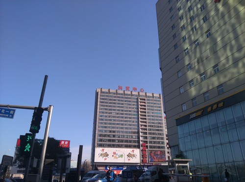 2K屏+金屬邊框+光學(xué)防抖 nubia Z7評(píng)測(cè) 