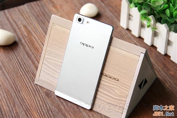 4.85mm！全球最薄手機OPPO R5開箱圖賞
