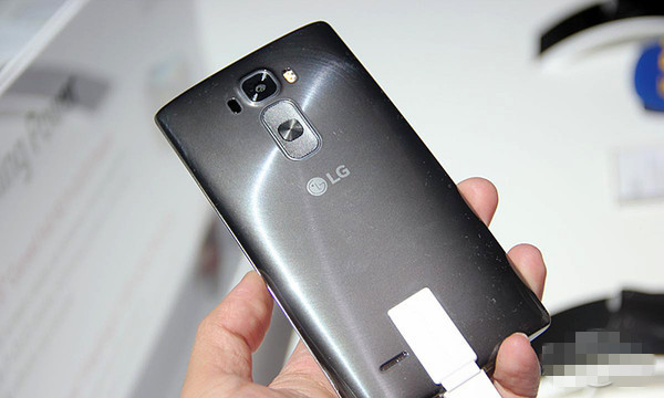 LG