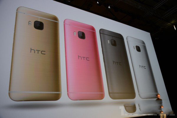 HTC One M9發(fā)布會(huì)現(xiàn)場(chǎng)直播 新機(jī)搭載驍龍810+2000萬(wàn)攝像頭12