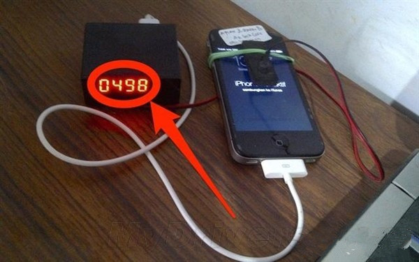 神秘小黑盒:瞬间破解iPhone 6密码