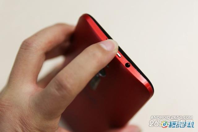 华硕ZenFone 2评测:有突破,也有不足