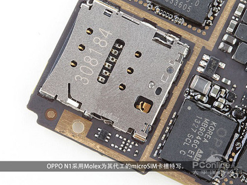 采用Molex為其代工的microSIM卡槽