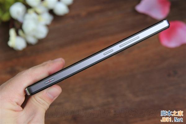驚艷到爆表！無邊框nubia Z9開箱圖賞
