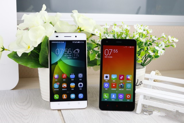 尖Phone:熱機(jī)交鋒 榮耀暢玩4C對比紅米2 