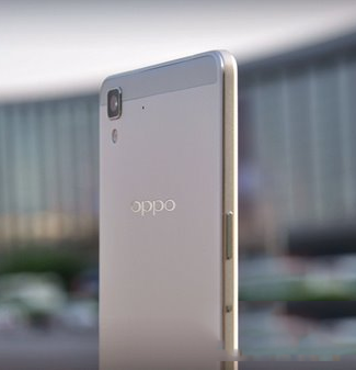 oppo r7怎么樣 oppo r7上手體驗評測視頻3