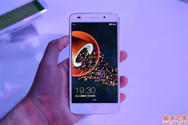 799元同价位无敌?TCL么么哒3S图赏