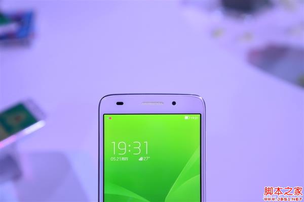 799元同价位无敌?TCL么么哒3S图赏