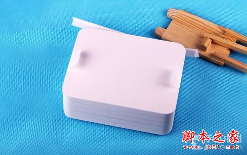 新小米路由器開箱 千兆網(wǎng)路支持6TB硬盤
