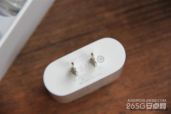 6020毫安!金立M5图赏:全球第一电量手机