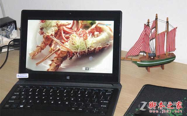 便携高性能英特尔CoreM芯品铂W8平板屏幕和播放体验