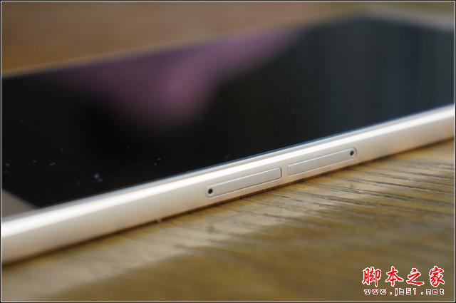 手機(jī)巨無(wú)霸華為P8max大屏玩轉(zhuǎn)商務(wù)應(yīng)用