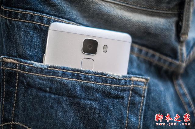 “智靈”鍵能召喚志玲嗎——華為榮耀7開箱圖賞