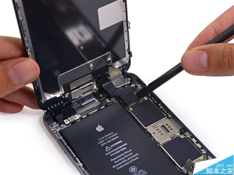 iPhone 6S Plus完全拆解：CPU內(nèi)存閃存全變了！