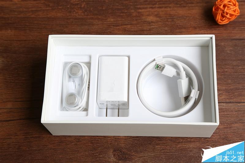 充電速度逆天！全能新寵OPPO R7s評(píng)測(cè)