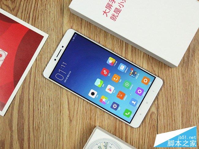 小米Max開箱,對比iPhone 6plus