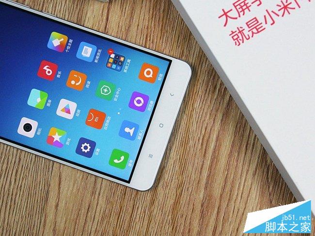 小米Max開箱,對比iPhone 6plus