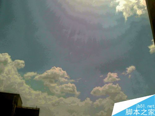 老年人在中午太阳当头怎样抓拍天空中云朵