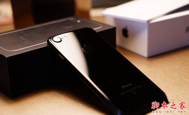 iPhone7黑色还是亮黑好看？iPhone7黑色与亮黑色对比