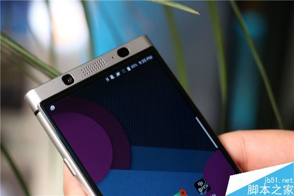 黑莓Mercury真机图赏 全键盘配高通625或售4000+