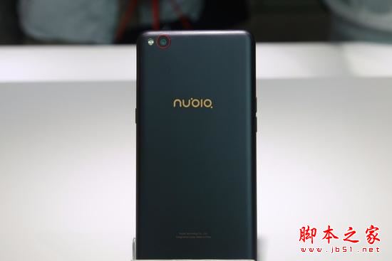 努比亞N2有幾種顏色？努比亞nubia n2香檳金和黑金哪個(gè)顏色好看？ 