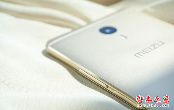 魅藍(lán)E2和魅藍(lán)MAX哪個(gè)值得買？魅藍(lán)max與魅藍(lán)E2外觀/性能/拍照全面對比區(qū)別評測