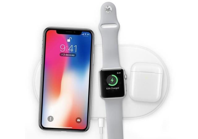 iPhone X和華為Mate10保時(shí)捷版哪個(gè)好？華為Mate10保時(shí)捷版和蘋果X性能拍照外觀全面對(duì)比評(píng)測(cè)