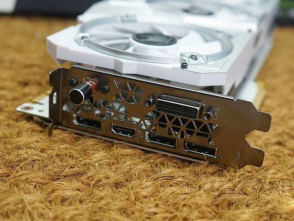 i5 8600K配什么顯卡好 適合搭配i5-8600K的顯卡推薦