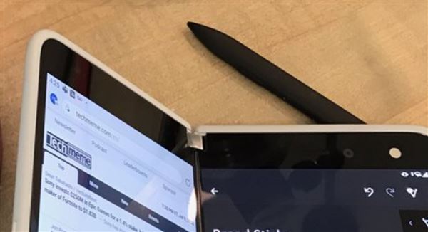 支持手寫筆、無后置攝像頭：微軟 Surface Duo 雙屏手機真機展示