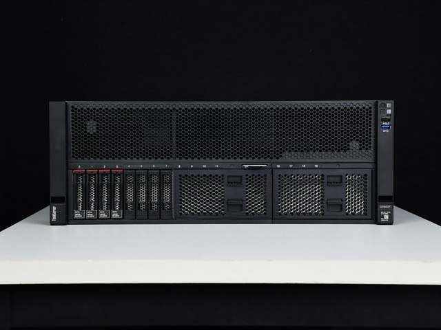 服务器里的超大杯 联想ThinkServer SR860P评测 