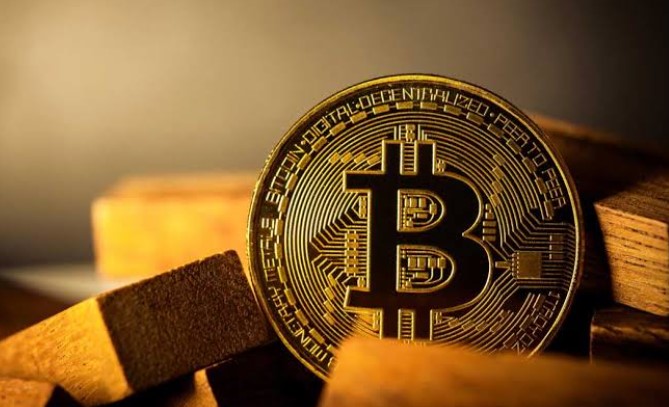 美联储若暂停加息,比特币或已见底