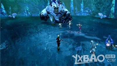 剑灵雪人洞boss的冰冻怎么躲