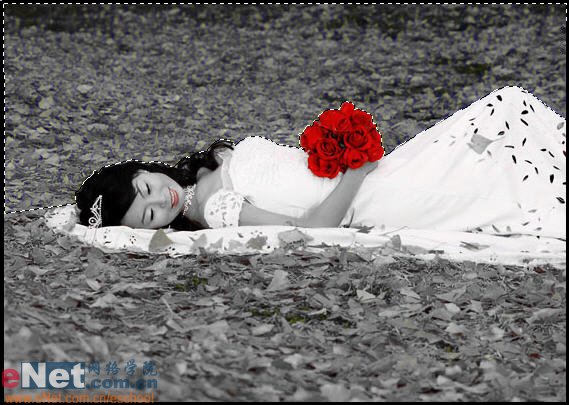 Photoshop教程:婚纱照MM红花一朵