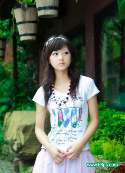 Photoshop教程:動(dòng)感模糊的光束來(lái)點(diǎn)綴圖片