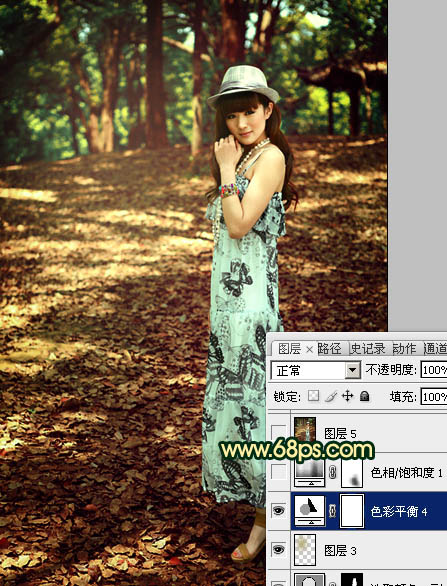 Photoshop将树林女孩图片调成柔和的暗调红青色