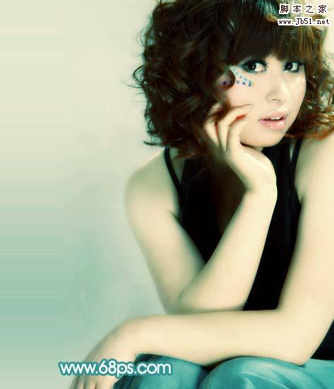 Photoshop 调出人物照片淡淡的粉青色