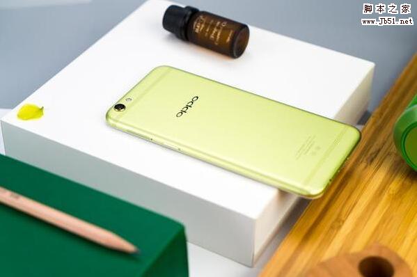 OPPO相册拼图怎么玩 OPPO R9s手机相册拼图功能介绍