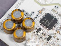 板U王炸组合! 酷睿Ultra 7 265K+技嘉B860M冰雕主板评测