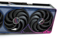 小身材有大能量!七彩虹iGame GeForce RTX 5070 Ti Ultra OC SFF 