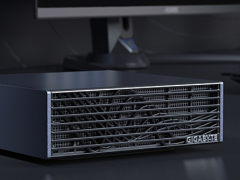 技嘉AI TOP ATOM携手AIMA打造桌面级AI落地新范式