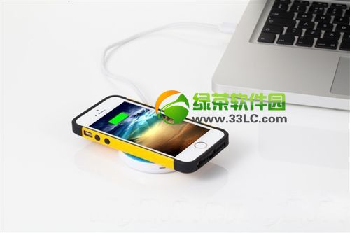 iphone5s无线充电器iQi使用方法3