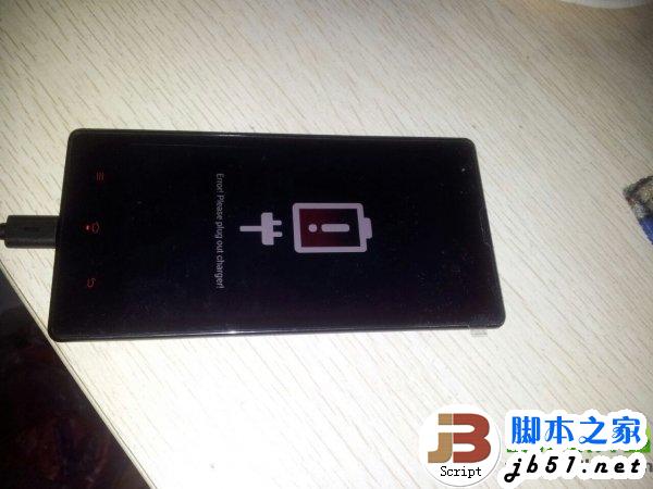 红米手机充不进去电怎么回事？红米手机充不上电解决方法1