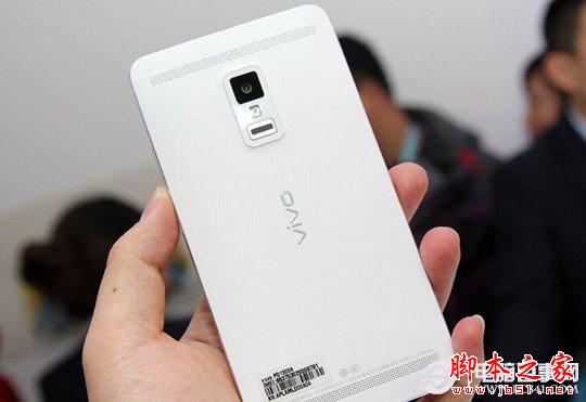 Vivo Xplay3S机身重量为172g