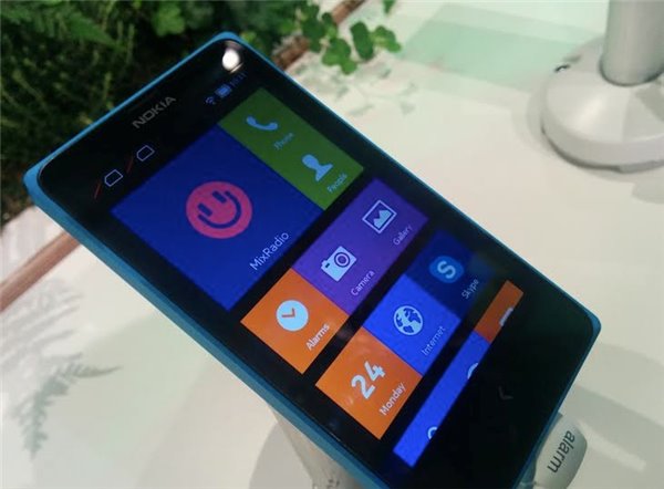 2014年将是低价智能手机之年 脚本之家