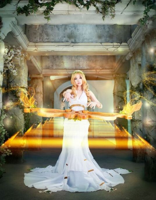 lol猫惊艳金发琴瑟cos 高度还原缪斯女神娑娜