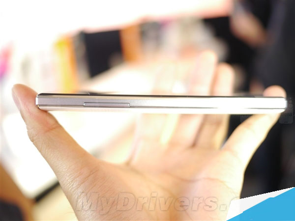 边框逆天的手机图赏：超级震撼！