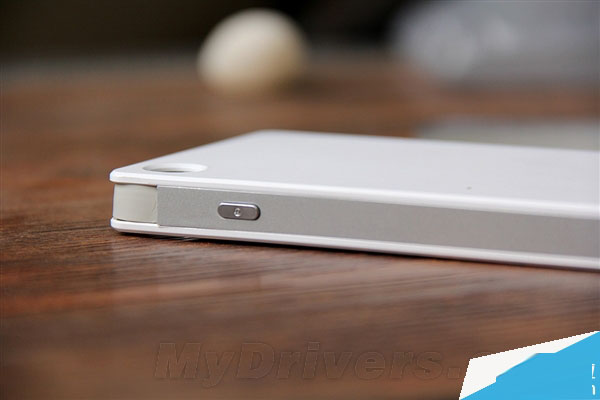 OPPO移动电源图赏：6000mAh敢卖298元？